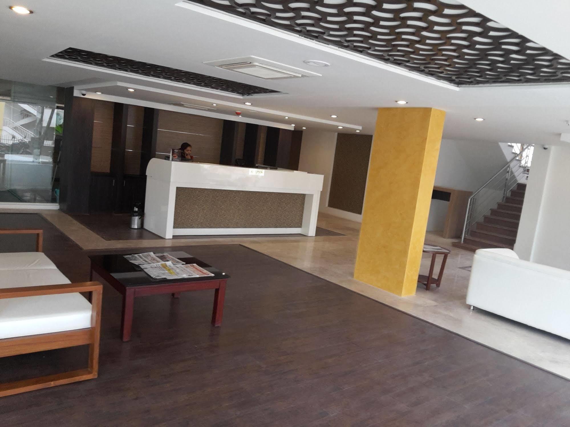 Icon Suites By Bhagini Bangalore Exterior foto